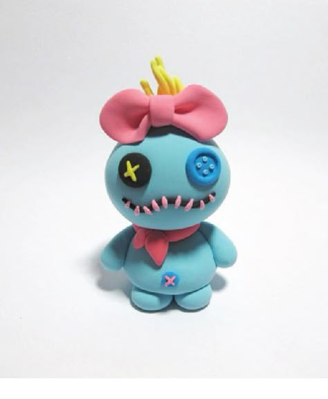 Polymer clay Scrump. As Lilo would say, "She's recovering from surgery." Polymer Clay Narwhal, Jumping Clay Ideas, Disney Clay Sculpture, Clay Ideas Disney, Cute Polymer Clay Ideas Kawaii, Disney Clay Art, Polymer Clay Cute Animals, Cute Polymer Clay Figures, Diy Clay Figures