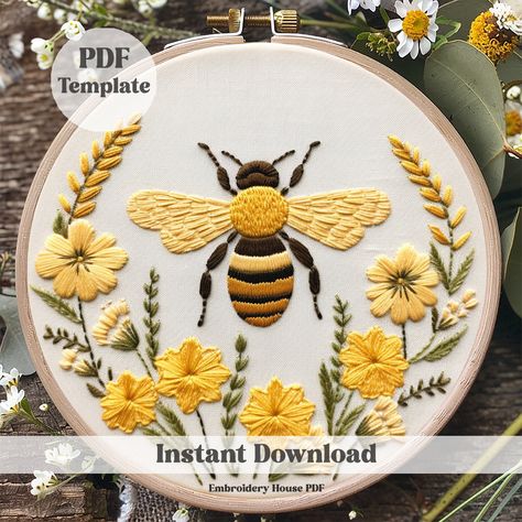 Embroider Bee Pattern, Bee Hand Embroidery, Embroidery Bees And Flowers, Mimosa Embroidery, Embroidery Honey Bee, Bumble Bee Embroidery Pattern, Bee Happy Embroidery, Insect Embroidery, Embroidery Hacks