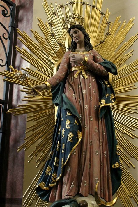 Beautiful Statues, Blessed Mother Statue, Happy Feast, Catholic Pictures, Blessed Mary, The Immaculate Conception, Infant Jesus, Catholic Statues, Images Of Mary