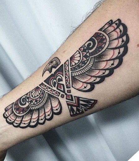 Eagle tribal Cree Indigenous Tattoos, Aztec Eagle Tattoo, Chrome Tattoo, Grave Tattoo, Thunderbird Tattoo, Falcon Tattoo, Aztec Drawing, Mayan Tattoos, Totem Tattoo