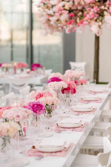 A Pretty-In-Pink Bridal Shower ~ WedLuxe Media Hot Pink Bridal Shower Cookies, Bridal Shower Details, Pink Bridal Shower Theme, Bridal Shower Tablescape, Bridal Shower Photography, Bridal Shower Inspo, Bridal Theme, Pink Showers, Bridal Shower Tables