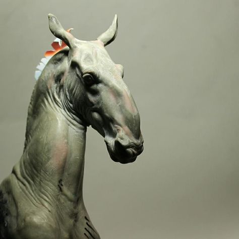 Some 1:9 in-progress fellows from the studio: a Kladruber stallion being made from the Breyer Totilas, and a Mallorquín/Menorquín mare from… | Instagram Kladruber Horse, Knight Illustration, Unicorn Horse, Custom Horse, Model Horses, Breyer Horses, Art Walk, Z Arts, Horse Sculpture