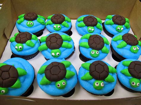 Turtle Cupcakes | Turtle Cupcakes | Flickr - Photo Sharing! Turtles Cupcakes, Turtle Birthday Cake, Octopus Cake, Turtle Cupcakes, Turtle Baby Shower, Turtle Birthday Parties, Turtle Cake, Kid Cupcakes, Animal Cupcakes