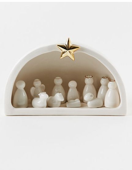 Modern Nativity, Jesus In A Manger, Nativity Scene Sets, Diy Nativity, White Christmas Ornaments, Cerámica Ideas, Christmas Decor Inspiration, Christmas Clay, Diy Pottery