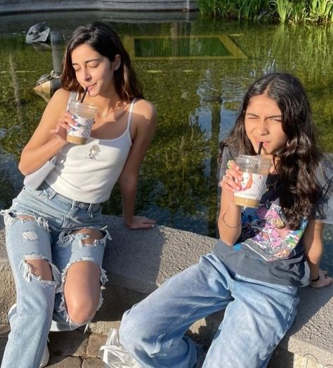 Rysa Panday, Ananya Panday, Ripped Jean, Pants, Quick Saves, Trousers