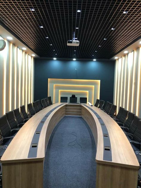 Meeting Hall Design, Conference Hall Design Interiors, Modern Meeting Room Design, Conference Room Design Luxury, Boardroom Interior Design, Boardroom Table Design, Modern White Office, 2 Person Office, Conference Table Chairs