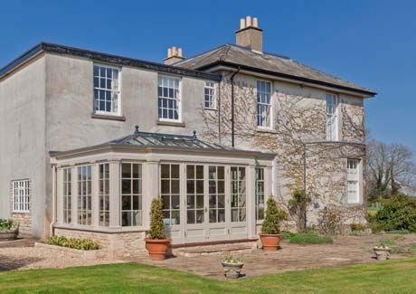 Georgian House extension. Beautiful Sunrooms, Orangery Extension Kitchen, Farmhouse Sunroom, Kitchen Orangery, Orangery Conservatory, Orangery Extension, Sunny Room, Conservatory Design, Garden Room Extensions