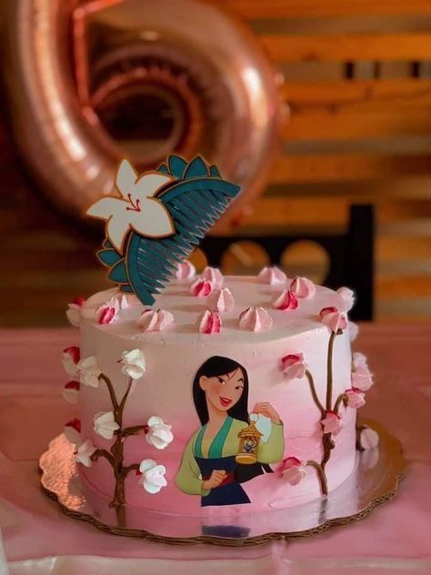 Mulan Cake Birthday, Mulan Themed Birthday Party, Mulan Party Ideas, Mulan Birthday Party, Mulan Cake, Mulan Party, Mulan Birthday, Birthday Cake Roses, 25th Birthday Cakes