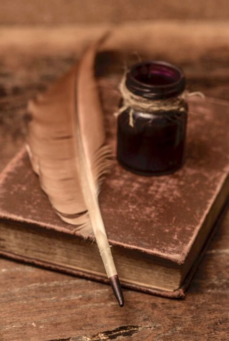 Aesthetic Chocolate, M Letter Design, Maps Aesthetic, Antique Inkwells, Quill And Ink, Feather Pen, Vintage Pens, Phone Decor, Vintage Props