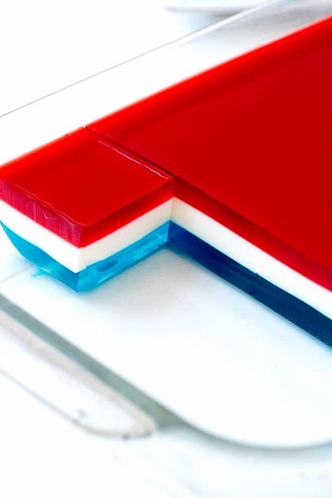 Jello Recipe, Blue Jello Dessert, Finger Jello Recipe, Layered Jello Recipe, White Jello, Red White Blue Food, Finger Jello, Jello Jigglers, Jello Mold Recipes