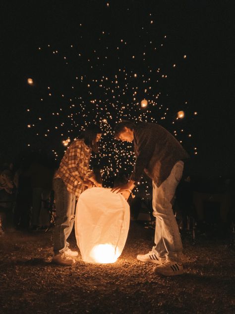 lantern festival tangled couple night lights date idea aesthetic photography wallpaper travel Lantern Festival Picture Ideas, Tangled Proposal, Lantern Festival Outfit, Future Aesthetic Life, Lantern Festival Aesthetic, A Letter To Myself, Date Photoshoot, Female Photoshoot, Lantern Wallpaper