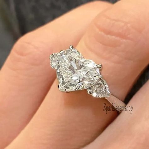 Heart Shaped Diamond Ring, Gorgeous Engagement Ring, White Gold Wedding Rings, Heart Shaped Diamond, Stone Engagement, 14k White Gold Ring, Gold Wedding Rings, Three Stone Rings, Classic Ring