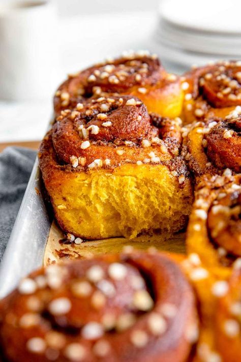 Pumpkin Cinnamon Rolls is a simple recipe for soft, sweet, addictively delicious Cinnamon Rolls. Make them with homemade or store-bought pumpkin puree. Kids and adults will love these and you can easily make them ahead or freeze for later. Perfect for breakfast or dessert. #jernejkitchen #cinnamonrolls #pumpkinrecipes #pumpkincinnamonrolls #pumpkindesserts Pumpkin Morning Buns, Pumpkin Cinamonroll, Halloween Treats Homemade, Halloween Pastries, Pumpkin Pastries, Pumpkin Pastry, Pumpkin Buns, Pumpkin Sweets, Autumn Sweets