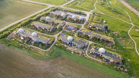 I live in a modern EcoVillage and it's pretty much the real-world Shire - Imgur Eco Village Design, Eco Village Community, Village Design, Eco House Design, Eco Village, Intentional Community, Earthship Home, Sustainable Community, Self Sufficient