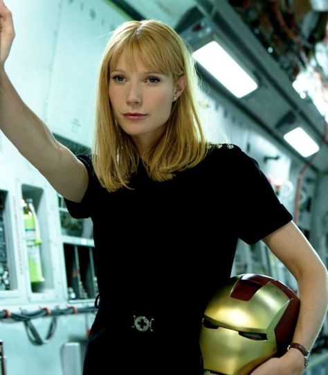 Gwyneth Paltrows bangs as Pepper Potts in Iron Man 3! Stark Children, Tony And Pepper, Robert Downey Jr., Yvonne De Carlo, Pepper Potts, Kim Basinger, Laetitia Casta, Iron Man 3, Ms Marvel