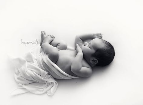 Salt Photography, Rose Blanket, Diy Newborn Photography, Baby Boy Newborn Pictures, Baby Boy Newborn Photography, Newborn Family Photos, Baby Pictures Newborn, Winter Whites, Natural Newborn