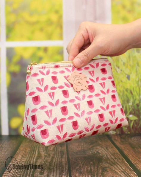 Dompet Koin Diy, Diy Bags Jeans, Tas Denim, Diy Makeup Bag, Projek Menjahit, Handbag Sewing Patterns, Handmade Fabric Bags, Sac Diy, Pouch Diy