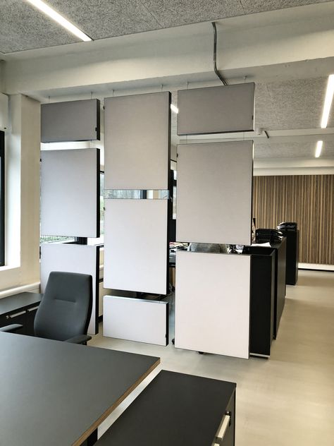 office interior room divider acoustics Partition Wall In Office, Acoustic Room, Creative Office Design, Desk Dividers, Divider Design, Creative Office, Partition Wall, Noise Reduction, Classroom Decor