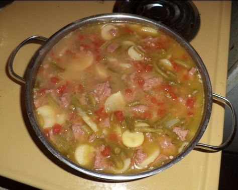 Delicious, Easy & Inexpensive Hillbilly Soup Hillbilly Stew Ground Beef, Hillbilly Chili, Hillbilly Food, Ham And Green Beans, Appalachian Recipes, Fresh Ham, Vintage Figurines Hillbillies, Hillbilly Elegy Book, Cheap Dinner Recipes