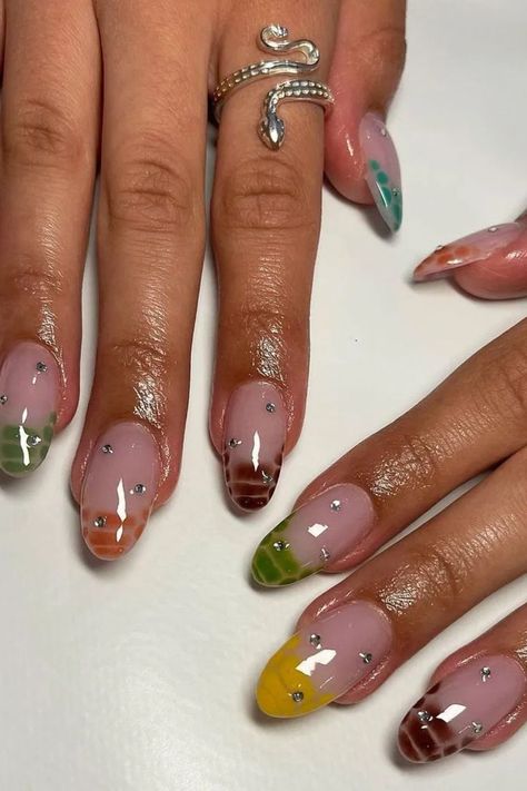 Nye Nails, Hoco Nails, Chic Nail Art, Abstract Nail Art, Edgy Nails, Summery Nails, Casual Nails, Print Nails, Nail Jewelry