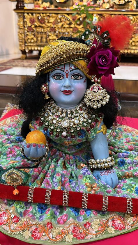 Laddu Gopal Wallpaper Hd, Ladu Gopal Image, Mahadev Hd Wallpaper, Krishna Avatar, Ganesh Lord, Natural Skin Care Ingredients, Bestest Friend Quotes, Lord Shiva Statue, Little Krishna