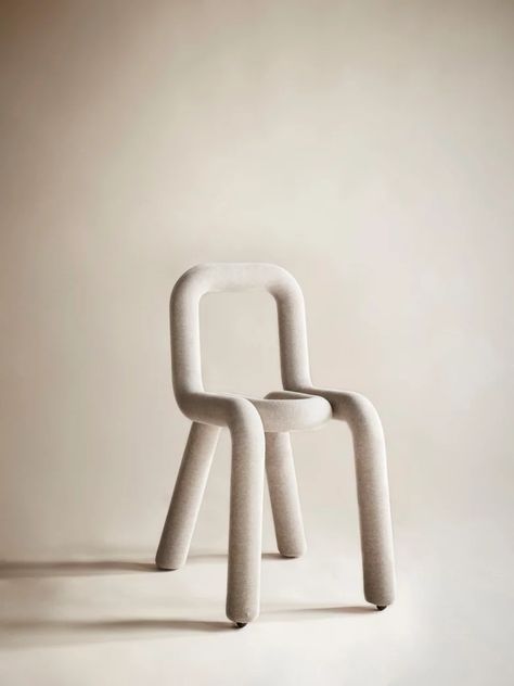 Bold Chair – Cord Beige Minimal Chairs, Bold Chairs, Bauhaus Chair, Design Blogs, White Stain, Creative Furniture, Metal Structure, Take A Seat, New Classic