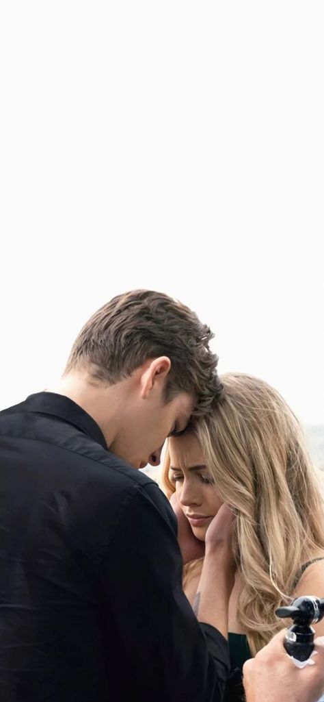 Hardin Tessa Aesthetic, Tessa Hardin Wallpaper, After Movie Wallpaper Aesthetic, After Movie Wallpaper Hd, Hardin Scott After Everything, After Ever Happy Movie Scenes, Hardin And Tessa Aesthetic, After Movie Scene, After Movie Aesthetic