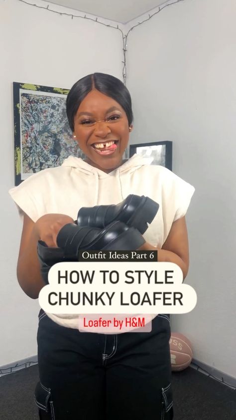 Débora MK. Nisa I D'MK’s Instagram video: “How to Style Chunky Loafer, comment your favorite Outfit 1️⃣2️⃣3️⃣ @hm #howtostyle #outfitideas #loafers #fashioninspo #outfitinspo #hm…” How To Dress Up Chunky Loafers, Chunky Loafer Mules Outfit, Chunky Loafer Work Outfit, H&m Loafers Outfit, How To Style Chunky Loafers, H&m Chunky Shoes, Chunky Loafers Outfit, Chunky Loafer, Loafers Outfit