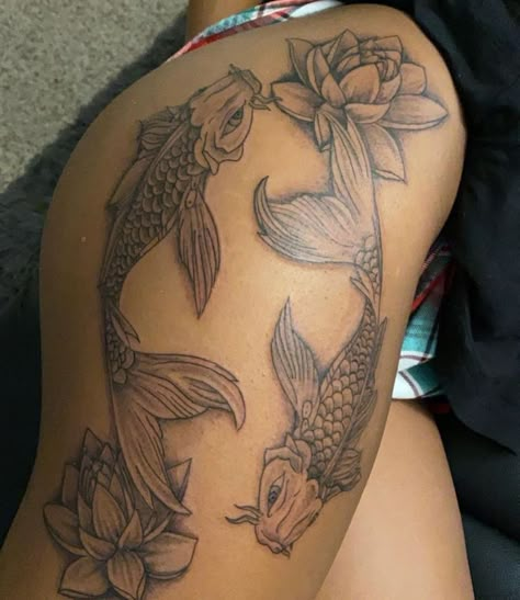 Side Thigh Tattoos Women, Cute Thigh Tattoos, Side Thigh Tattoos, Girl Thigh Tattoos, Studio Images, Hip Thigh Tattoos, Feminine Tattoo Sleeves, Hand Tattoos For Girls, Hip Tattoos Women