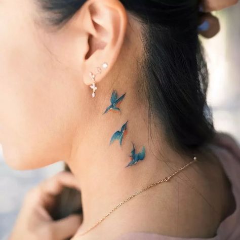 Kingfisher Tattoo, Tattoo Aftercare Tips, Neck Tattoos For Women, Front Neck Tattoo, Trendy Tattoo Ideas, Tattoo Ideas For Females, Bluebird Tattoo, Tattoo Cover Ups, Best Neck Tattoos