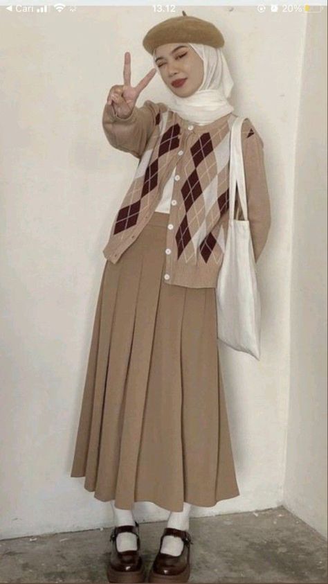 Outfit Vintage Hijab, Vintage Hijab, Pastel Outfits, Ootd Vintage, Vestidos Retro, Muslimah Outfit, Hijabi Outfit, Cute Modest Outfits, Muslim Outfits Casual