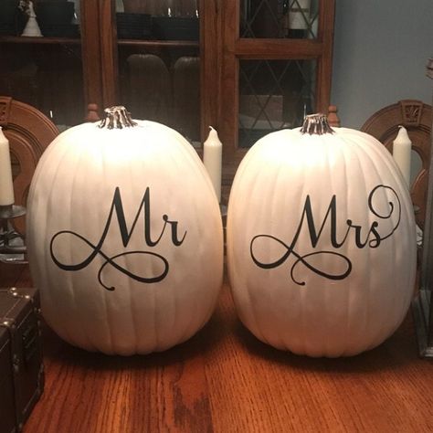 Wedding Decor Fall, Wedding Decals, Fall Wedding Decor, Diy Wedding Decor, Fall Wedding Diy, Pumpkin Wedding, Halloween Themed Wedding, Couple Wedding Shower, Outdoor Fall Wedding