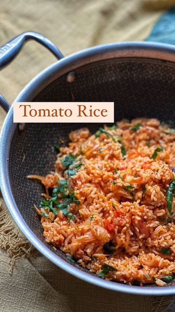 Boiled Rice Recipes, How To Boil Rice, Tomato Rice, Red Chilli Powder, Leftover Rice, Mustard Seeds, Coriander Leaves, Tomato Seeds, Red Chilli