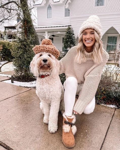 Emily Travis, Ugg Style, Fall Fits, Cozy Fits, Boy Mom, Austin Tx, The Snow, Out Of Style, Austin