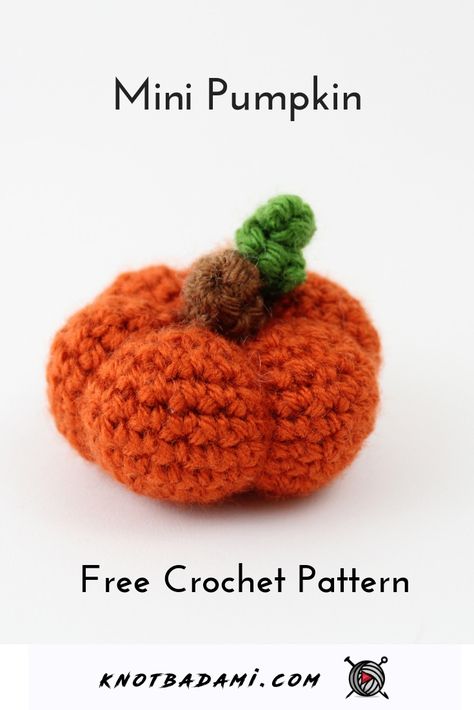 It's fall, which means its the perfect time for pumpkins and all things cozy! Create your own cute little basic body for a pumpkin with this free crochet pattern! this basic and beginner friendly DIY project is perfect for any crocheter and works with any type of worsted weight yarn. This amigurumi is perfect for home decor as well. It can work up quickly. Working with simple stitches, the single crochet, this pattern is worked in the round and sewn together. Crochet Mini Pumpkins Free Pattern, Random Crochet, Pumpkin Patterns Free, Crochet Pumpkins, Fall Crochet Patterns, Fall Crochet, Crochet Halloween, Baby Cocoon, Halloween Crochet Patterns