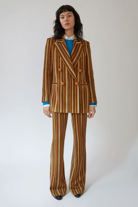 Patterned Suit, Striped Suit, 70s Inspired Fashion, Menswear Inspired, Looks Style, 70s Fashion, Runway Fashion, High Fashion, Cool Outfits