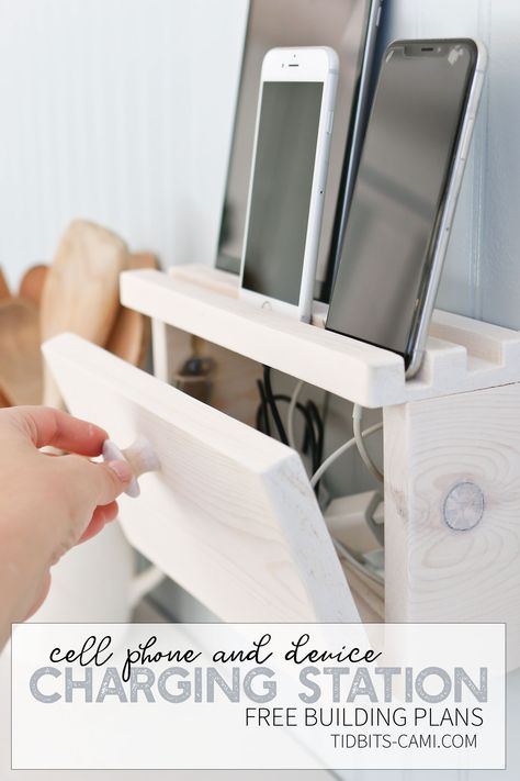 Give your cell phones and devices the perfect place to recharge in style! Build this DIY device charging station (or docking station) to hide cords, free up precious countertop space, and designate a place for the whole family to store their devices when not in use. #charging #device #chargingstation #dockingstation #cellphone #chargephone #camitidbits #kreg #kregtools Charge Station Ideas, Family Charging Station Ideas, Phone Charging Station Diy, Electronics Storage Charging Stations, Diy Device Charging Station, Charging Stations For Electronics, Family Charging Station, Multi Device Charging Station, Device Charging Station