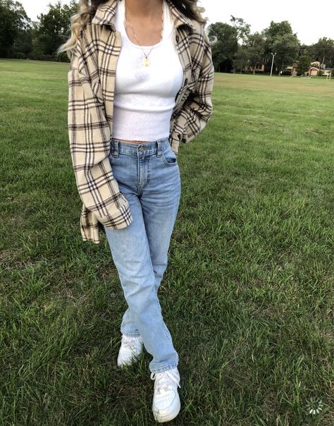 Jeans and flannel outfit