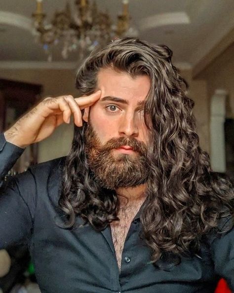 Longer Hairstyles For Men, Wild Curls, Mens Hairstyles Curly, Curly Wavy Hair, Mens Hairstyles With Beard, Men's Long Hairstyles, Medium Curly Hair Styles, Beard Styles For Men, Corte De Cabelo Masculino