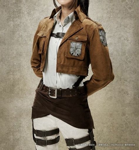 Attack On Titan Uniform, Attack On Titan Costume, Aot Cosplay, Levi Cosplay, Sasha Braus, Halloween Coustumes, Snk Cosplay, Armin Arlert, Halloween Inspo