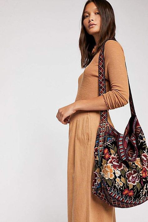 Estilo Hippy, Embroidered Tote Bag, Embroidered Tunic Top, Velvet Accents, Designer Cocktail Dress, People Clothes, Embroidered Tote, Oversized Tote, Material Girl