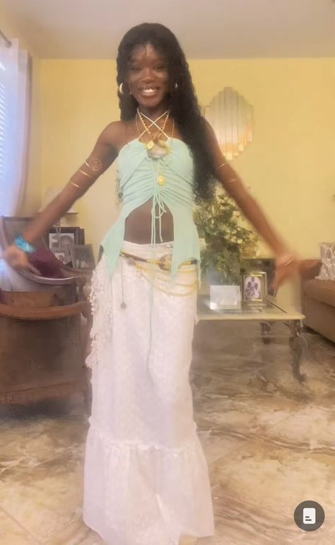 Island Inspired Outfit, Cute Spiritual Outfits, Erykah Badu Inspired Outfits, Bright Boho Outfit, Earth Goddess Aesthetic Outfits, Earthy Outfits Pants, Earthy Prom Dresses, Earthy Dress Outfits, Fae Aesthetic Outfit