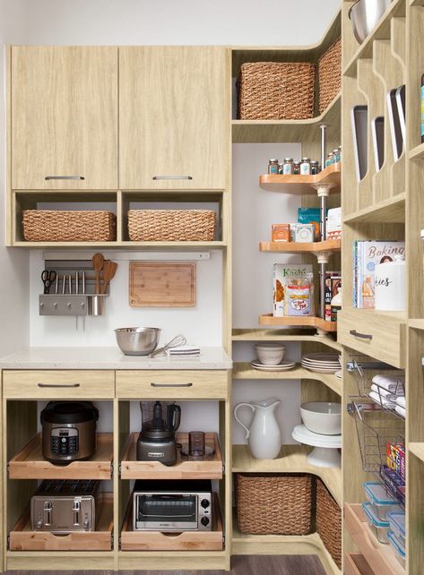 Pantry Layout, Dream Pantry, House Pantry, Pantry Laundry, Pantry Room, Organized Pantry, Custom Pantry, Pantry Remodel, Pantry Makeover