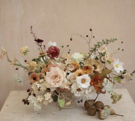 Floral Inspiration, Wedding Mood, Wedding Florals, Wedding Floral, Wedding Flower, Wedding Inspo, Florist, Floral Arrangements, Wedding Decor