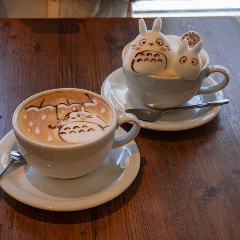 Many things Studio Ghibli on this trip. Coffee was no exception. . . . . . #abmlifeisbeautiful #caffeineaddict #coffeeshop #coffeeshopvibes… Coffee Latte Art, Kawaii Cooking, Cute Snacks, Fruit Carving, Food Garnishes, Kawaii Food, Cute Desserts, Kawaii Shop, Latte Art