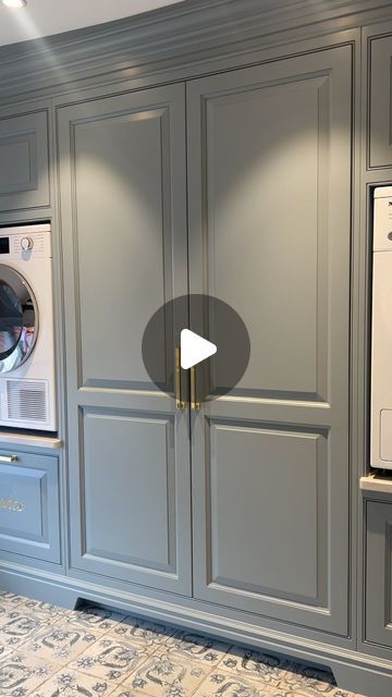 Thomas May Bespoke on Instagram: "Bespoke walnut drying racks in one of our temperature and humidity controlled laundry room cabinets" Laundry Room Drying Rack Ideas, Beautiful Laundry Rooms, Queenstown House, Laundry Room Storage Cabinet, Laundry Room Drying Rack, Laundry Hanging, Laundry Room/mudroom, Modern Laundry, Utility Design