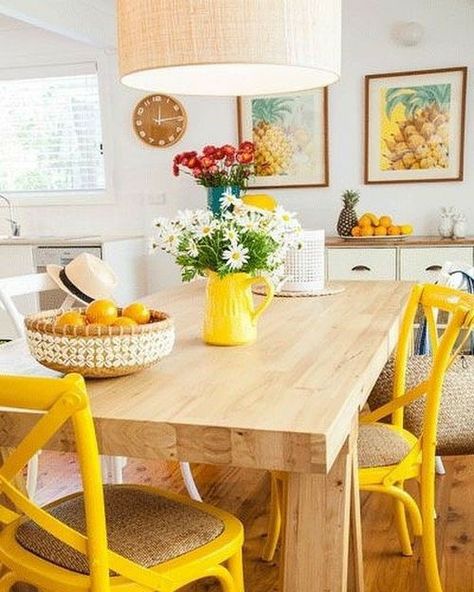 Boho Houses, Retro Beach House, Bohemian Dining Room, Island Bar, Yellow Chair, Colorful Kitchen, Yellow Decor, 아파트 인테리어, Yellow Kitchen