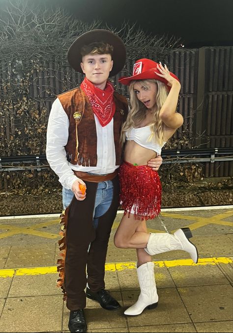 #cowboy #cowgirl #couple #halloweenoutfit #couplehalloweenoutfit Cowboy Cowgirl Couple, Cowgirl Couple, Cowboy Halloween Costume, Couples Halloween Outfits, Cowboy Outfits, Cowboy Cowgirl, Couple Halloween, Cowboy And Cowgirl, Couple Outfits