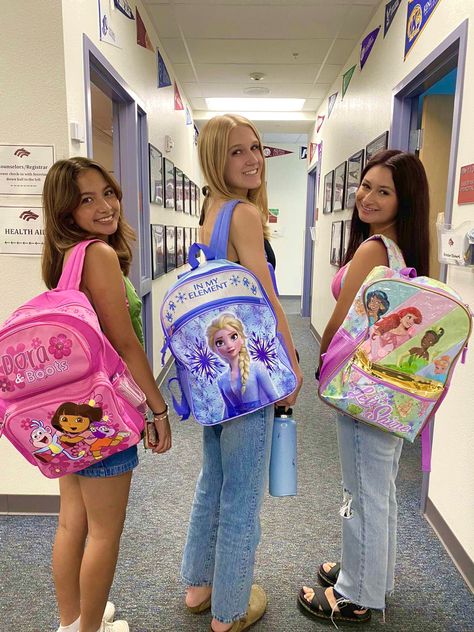 Senior Bag Ideas, Senior Backpacks Funny, Senior Bookbags, Senior Year Kids Backpacks, Senior Year Kids Backpacks Ideas, Senior Backpack Ideas Funny, Senior Kid Backpack Ideas, Senior Bookbag Ideas, Kids Backpack Senior Year