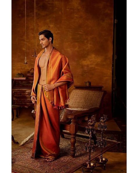 Dhoti Mens, Greek Outfit, Traditional Indian Mens Clothing, Hindu Clothing, Indian Male Model, Gq Mens Style, Hindu Statues, Fashion Model Poses, Wedding Outfit Men